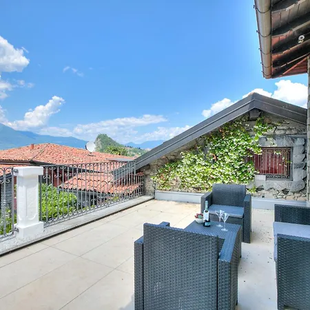 Casa Francesca Garden And View * Castello (Varese)